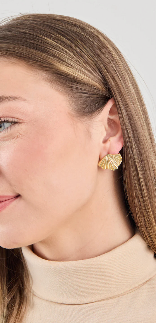 Arlo earrings, gold earring, gold jewelry, trendy earrings, simple earrings, girly earrings