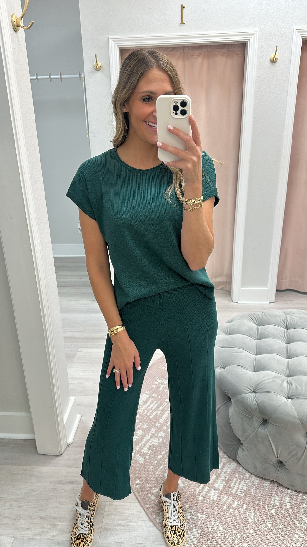 Ribbed Round Neck Top