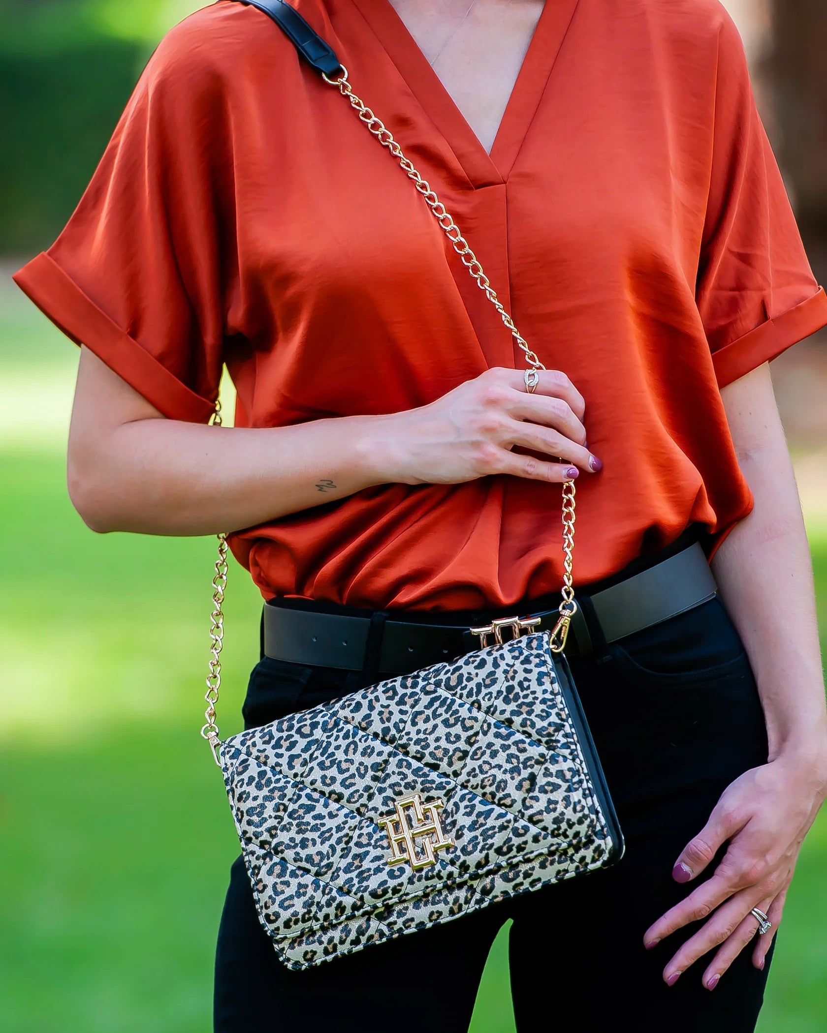 purse, Caroline Hill, shoulder bag, handbag, trending bag
