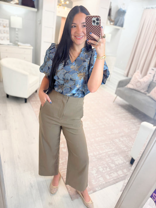 puff sleeve top, floral puff sleeve top, short sleeve puff sleeve top, floral top, bold floral puff sleeve top, classy top, dressy top