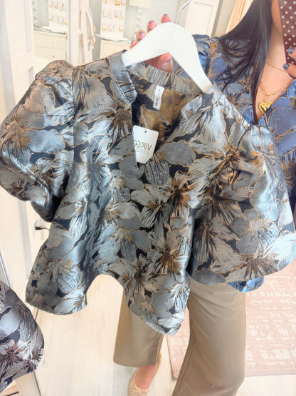 puff sleeve top, floral puff sleeve top, short sleeve puff sleeve top, floral top, bold floral puff sleeve top, classy top, dressy top