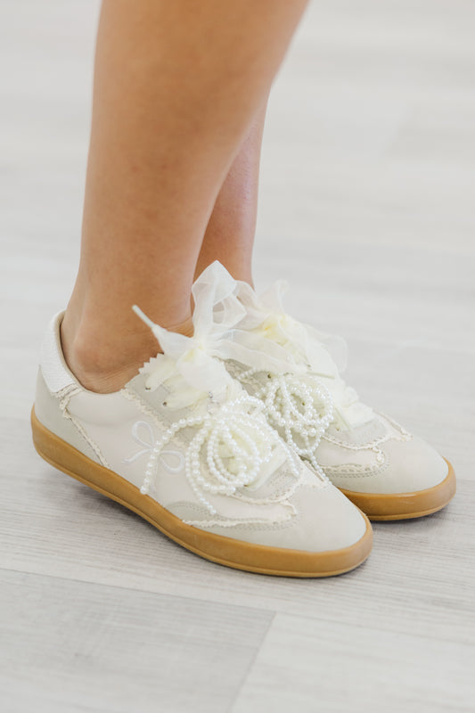 Ribbon Embroidered Sneaker
